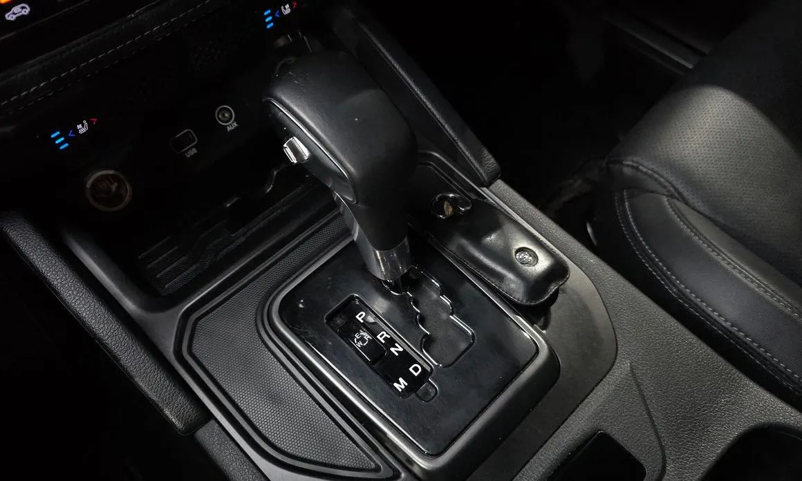 KG Mobility (Ssangyong) Rexton — фото 3