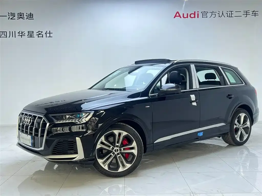 Audi Q7 — фото 1