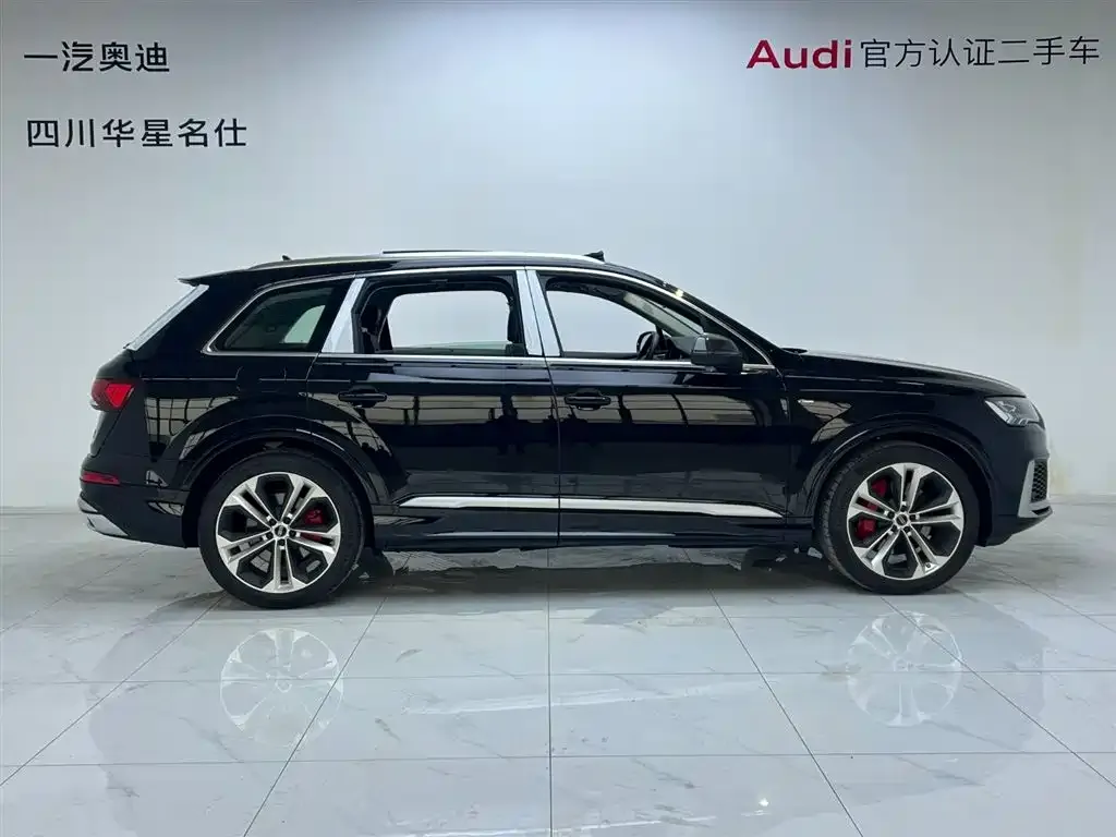 Audi Q7 — фото 7