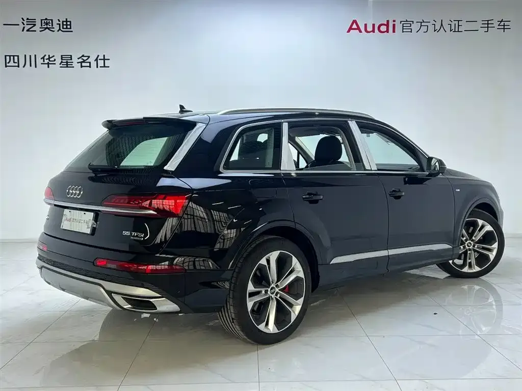 Audi Q7 — фото 6