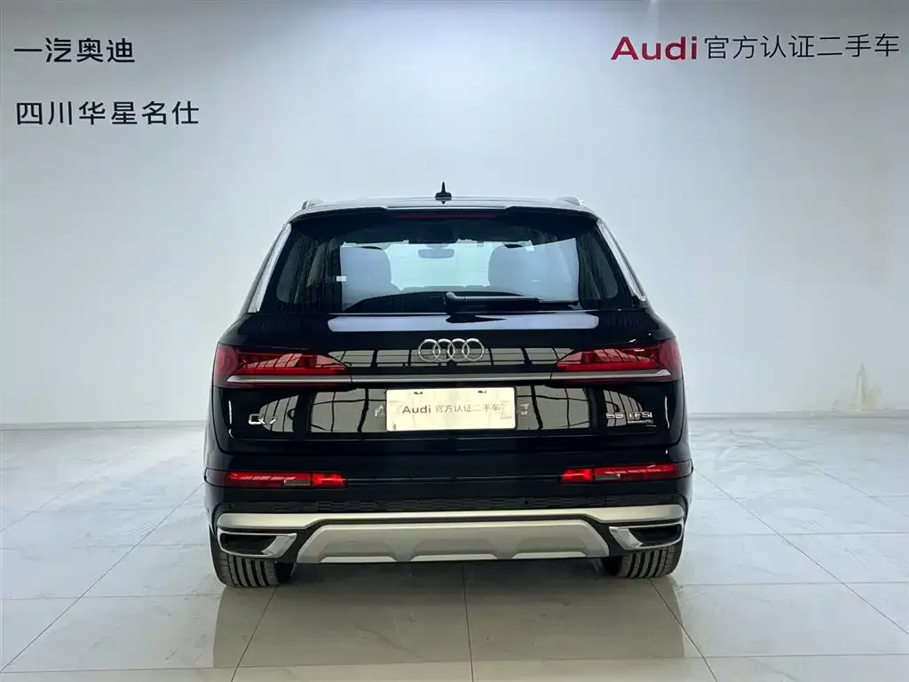 Audi Q7 — фото 5