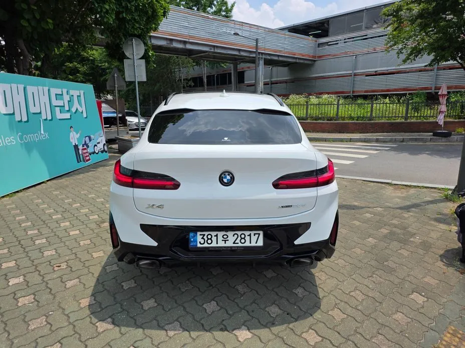 BMW X4 2022 из KR, фото 8