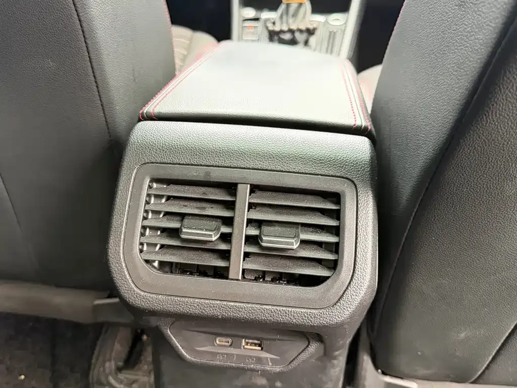 Volkswagen Lavida 2022 из CN, фото 6