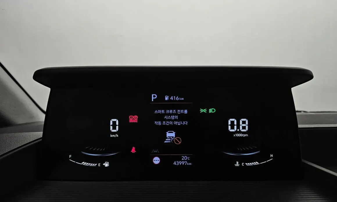 Hyundai Staria — фото 2