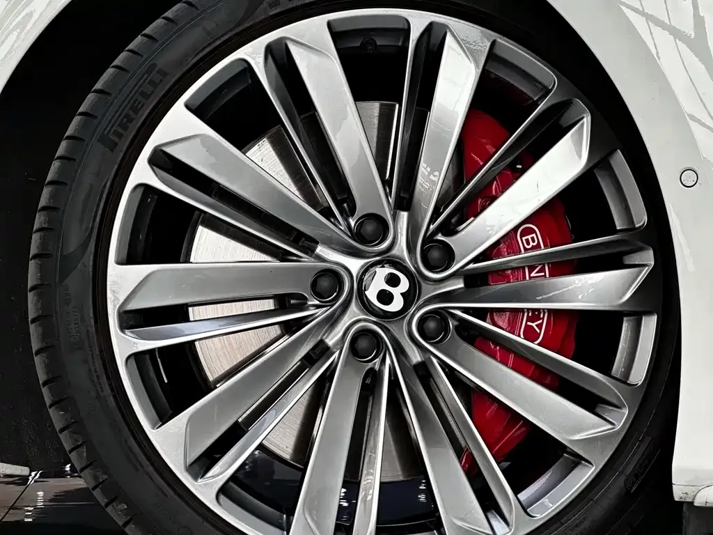 Bentley Continental PHEV — фото 10
