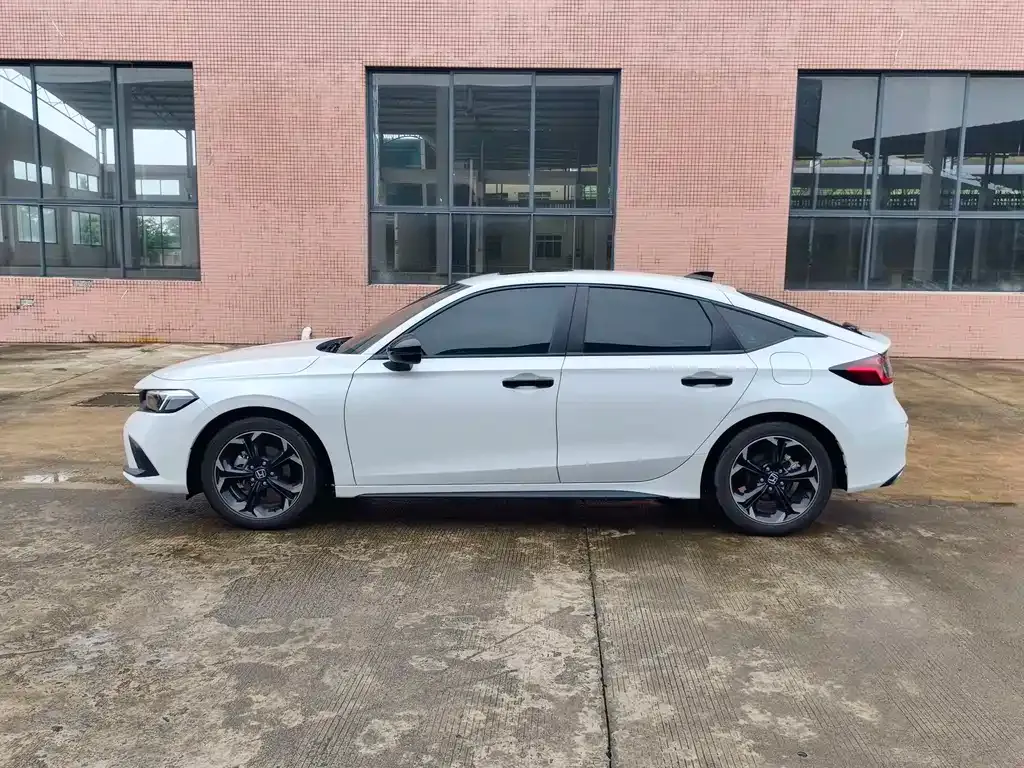 Honda Civic — фото 8