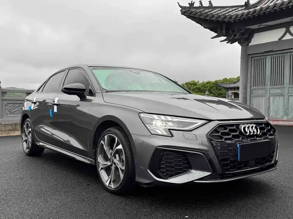 Audi A3 — фото 2