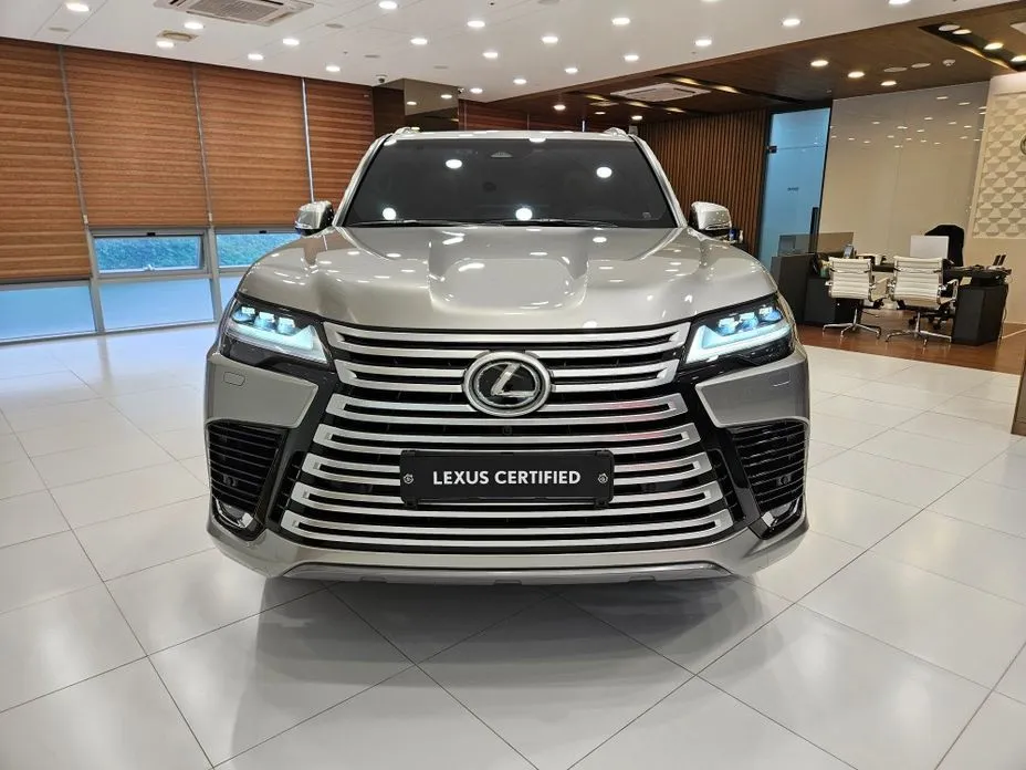 Lexus LX — фото 6