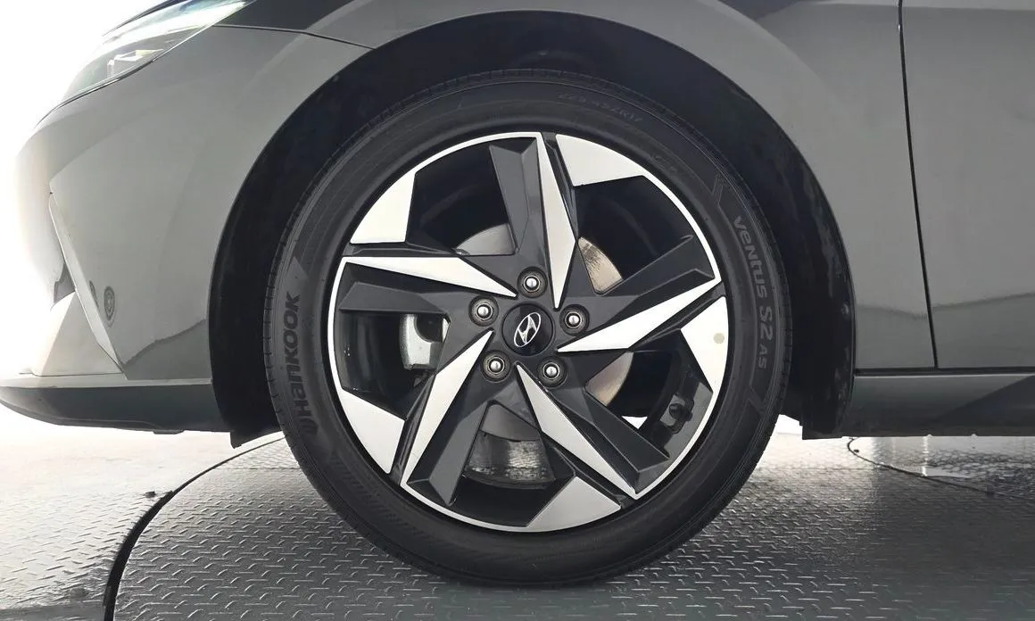 Hyundai AVANTE — фото 6