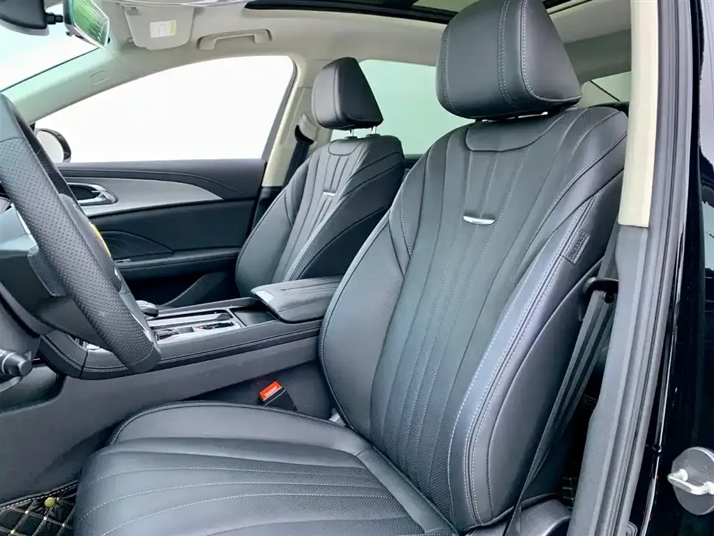 Hongqi H5 2024 из CN, фото 9