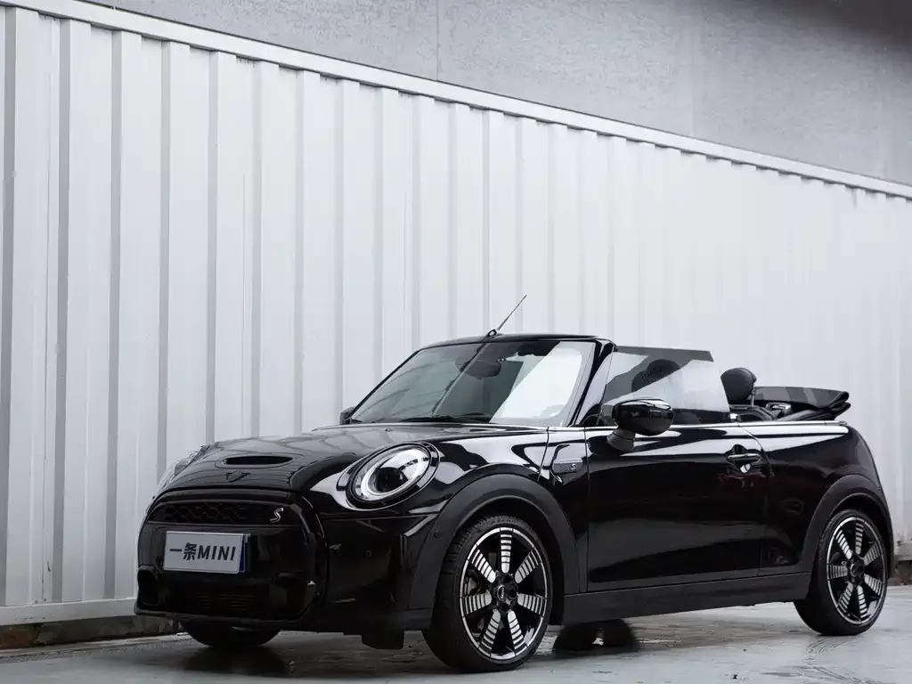 MINI Cooper (3-door) — фото 1
