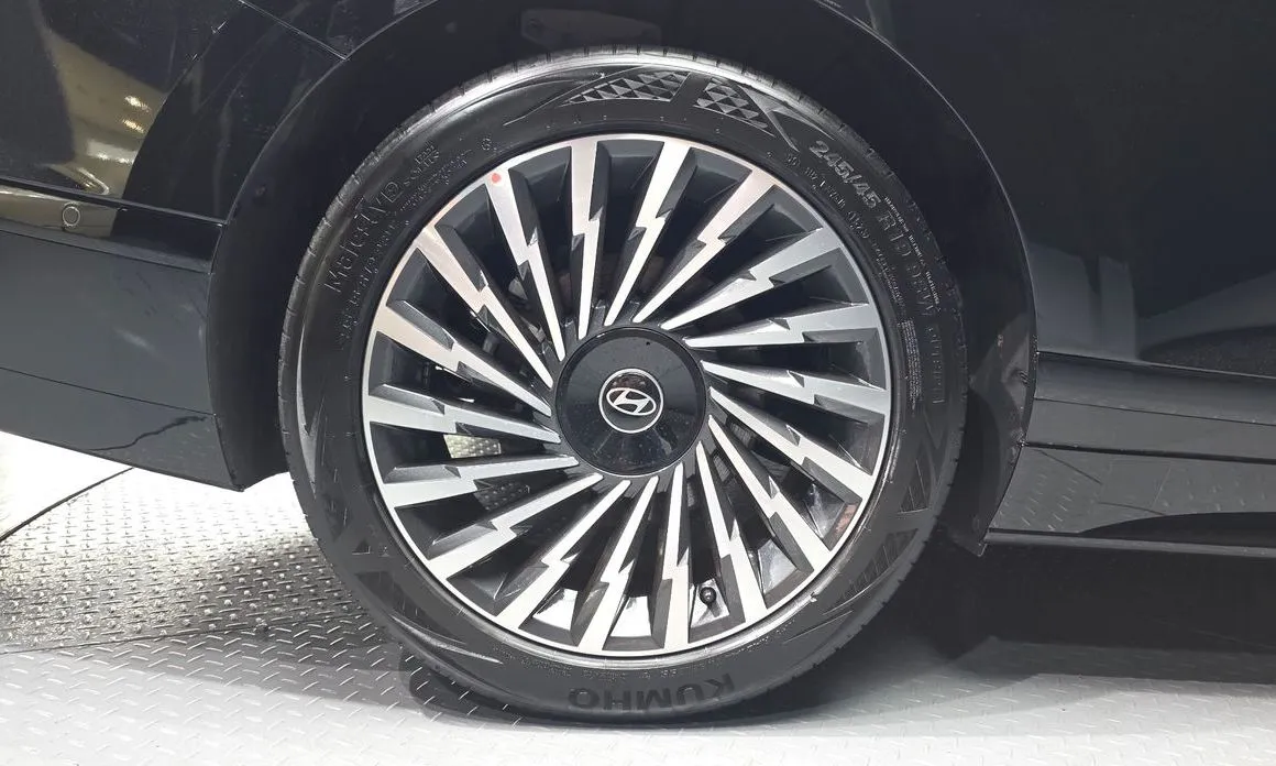 Hyundai Grandeur — фото 10