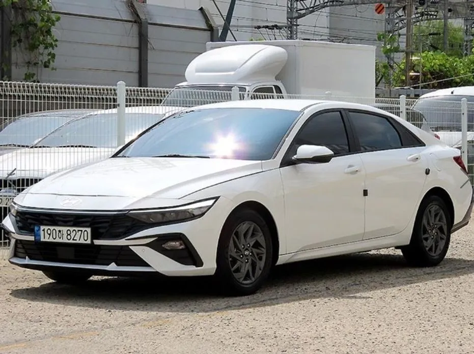 Hyundai AVANTE — фото 5