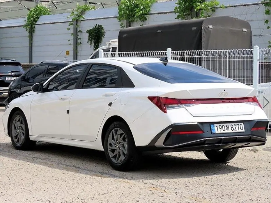 Hyundai AVANTE — фото 6