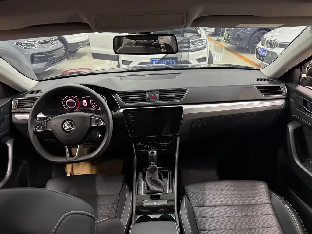 Skoda Superb 2024 из CN, фото 8