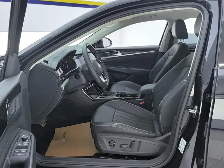 Volkswagen Passat — фото 9