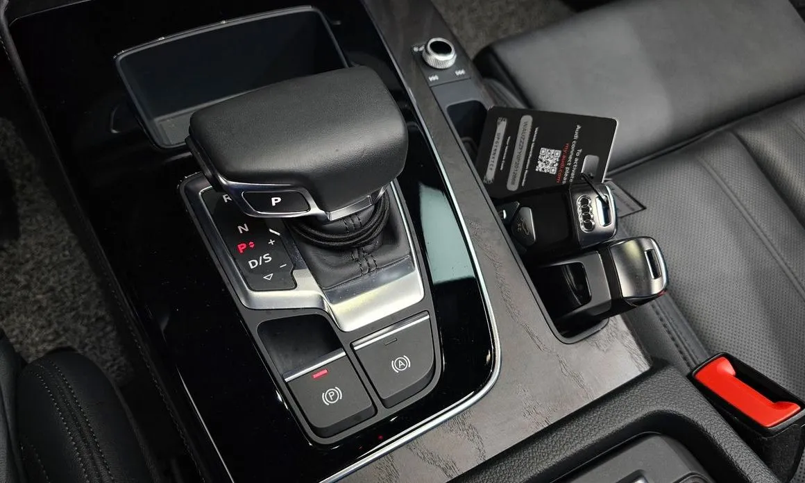 Audi Q5 2023 из KR, фото 8