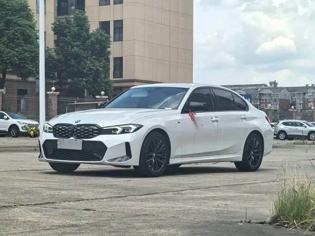 BMW 3 Series — фото 1