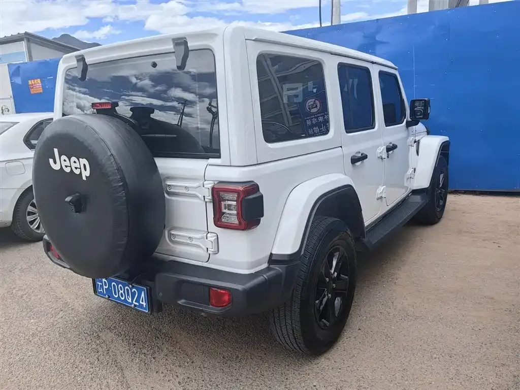 Jeep Wrangler — фото 4