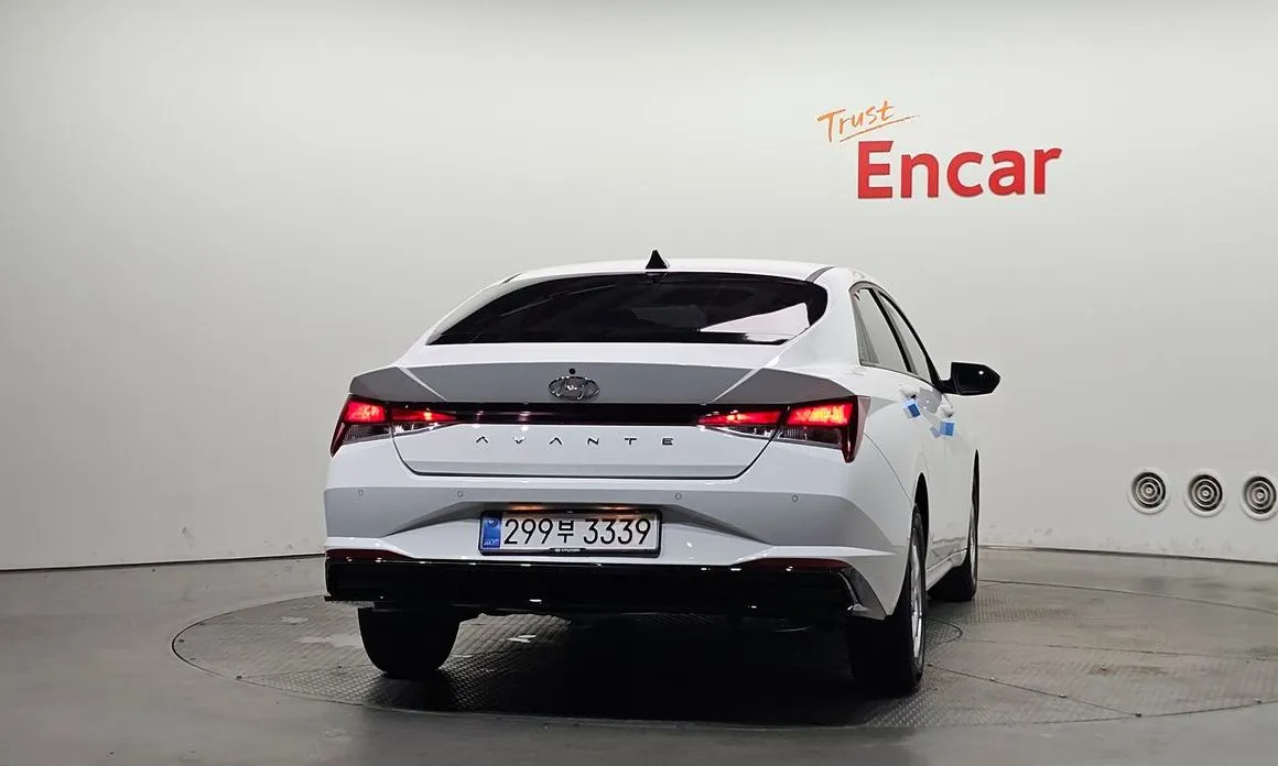 Hyundai AVANTE — фото 7