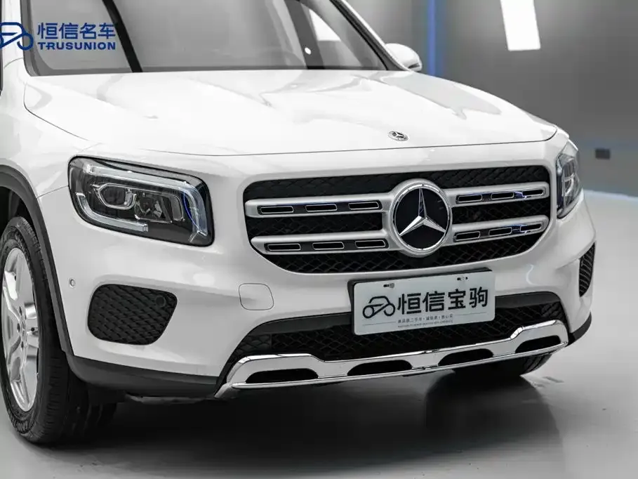 Mercedes-Benz GLB — фото 7