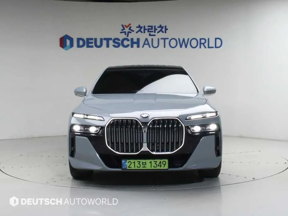 BMW i7 2023 из KR, фото 7