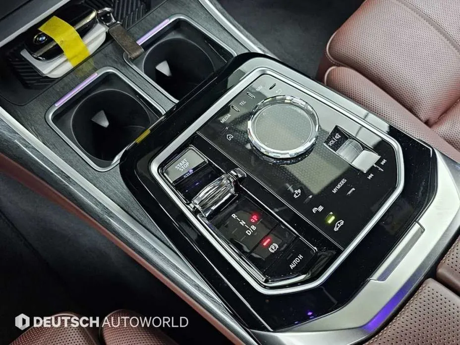 BMW i7 2023 из KR, фото 10