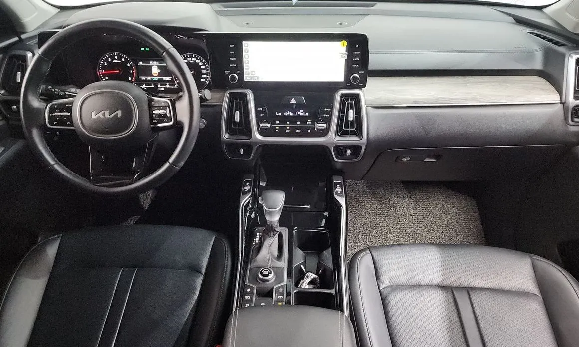 Kia Sorento — фото 10