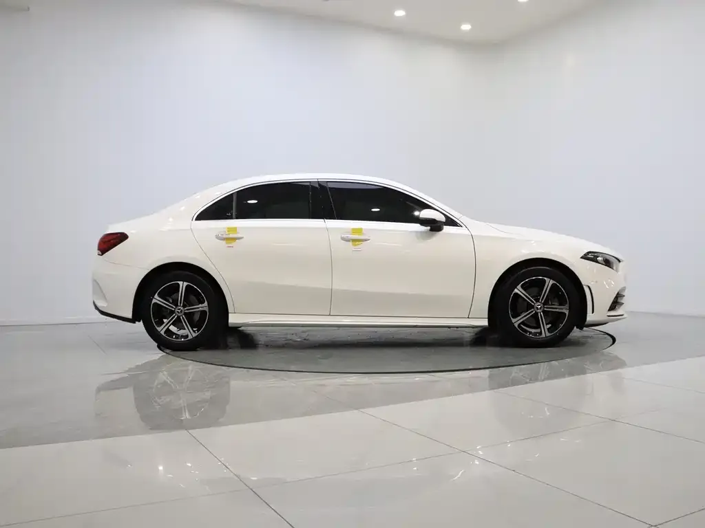 Mercedes-Benz A-Class — фото 2