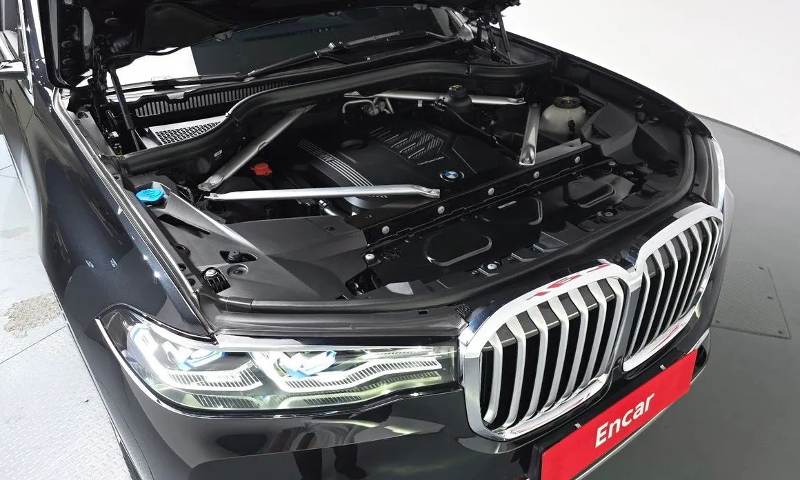 BMW X7 — фото 9