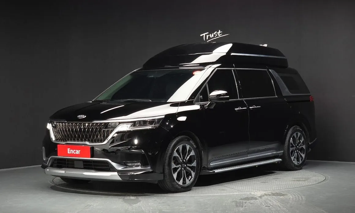 Kia Carnival — фото 1