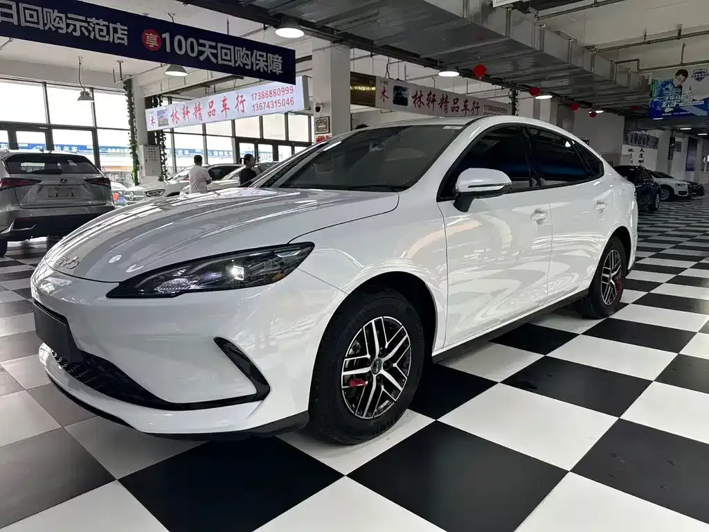 BYD Seal 05 DM-i — фото 1