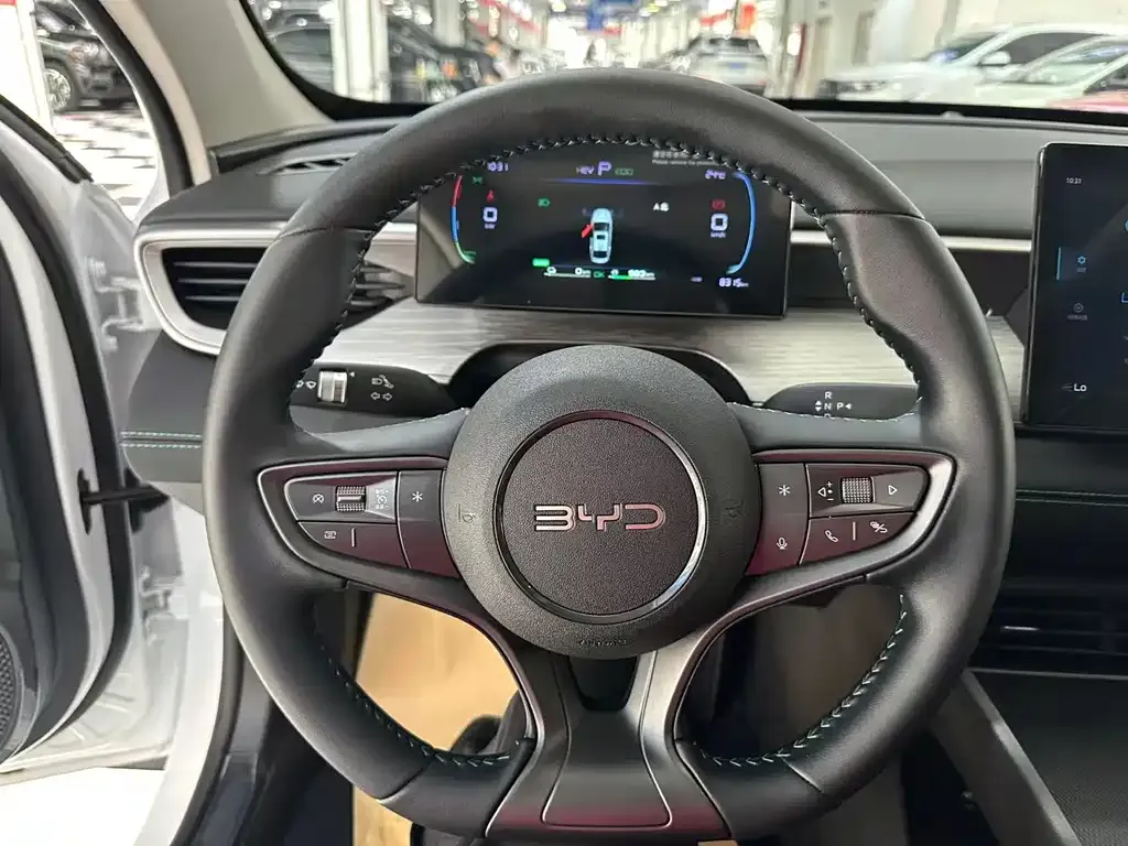 BYD Seal 05 DM-i — фото 4