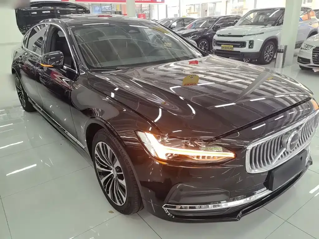 Volvo S90 — фото 6