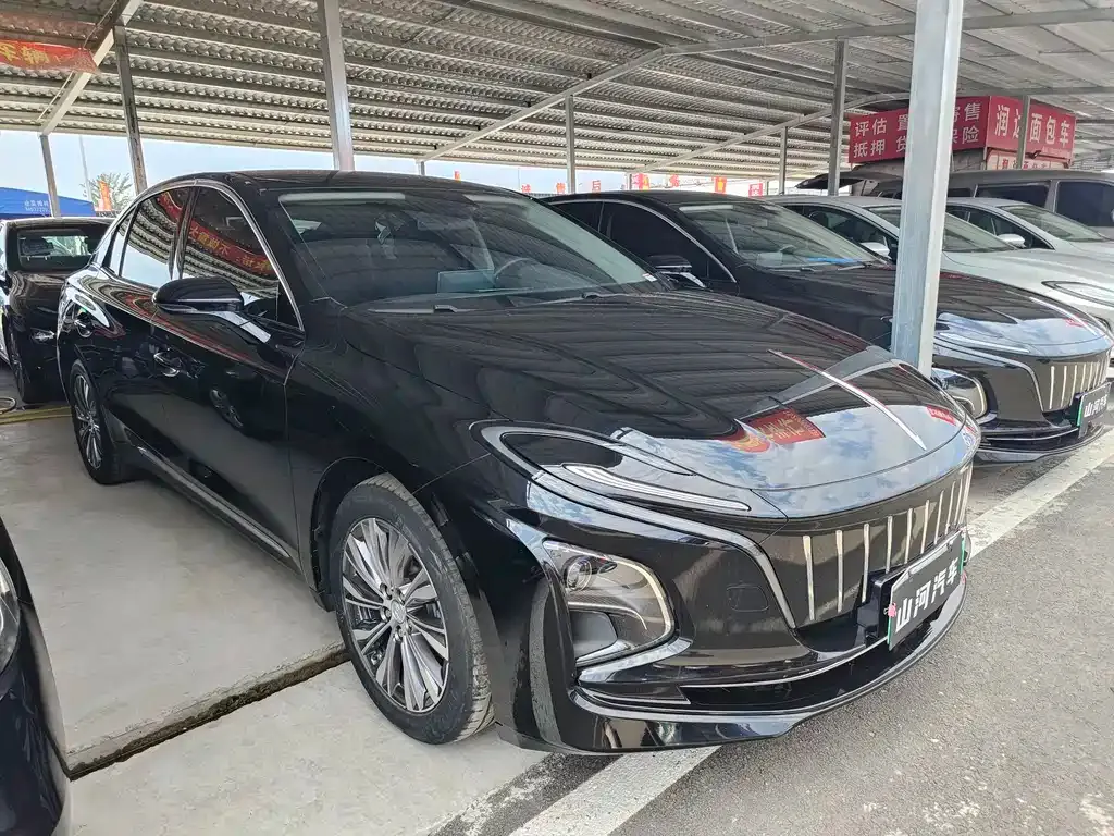Hongqi E-QM5 — фото 9