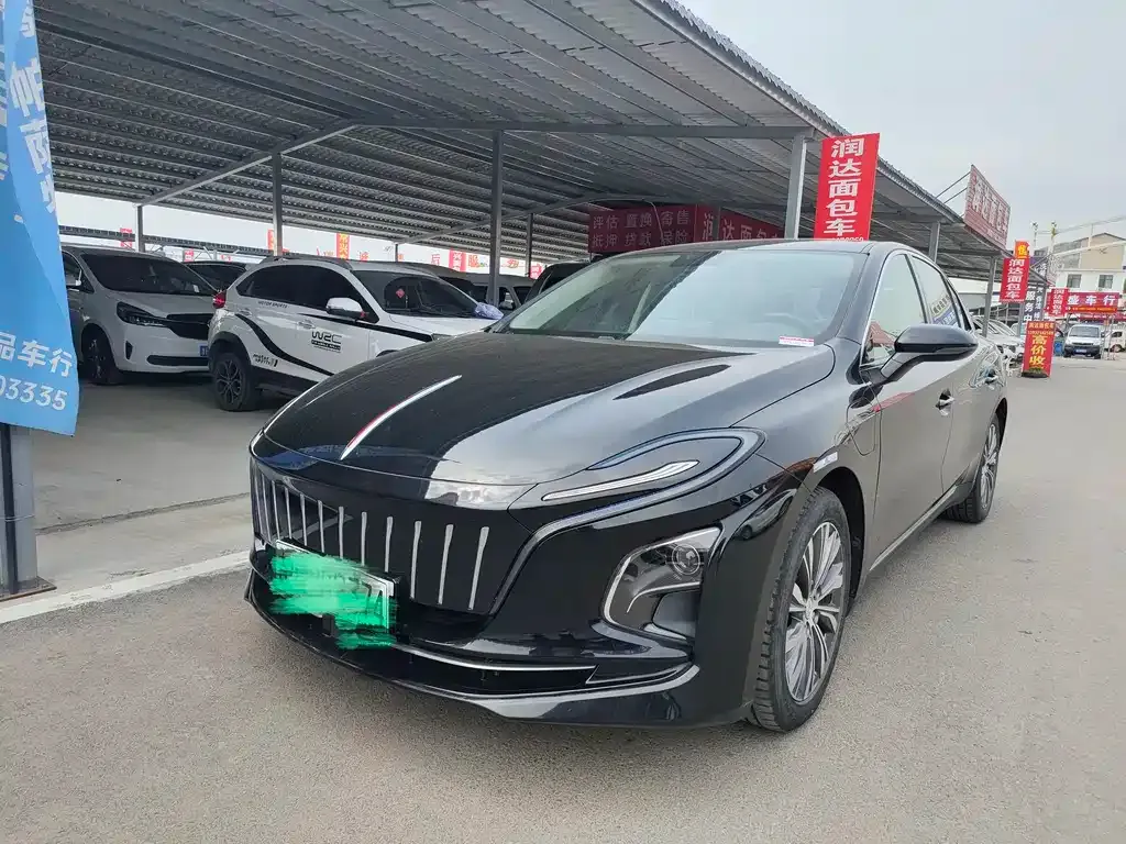 Hongqi E-QM5 — фото 8