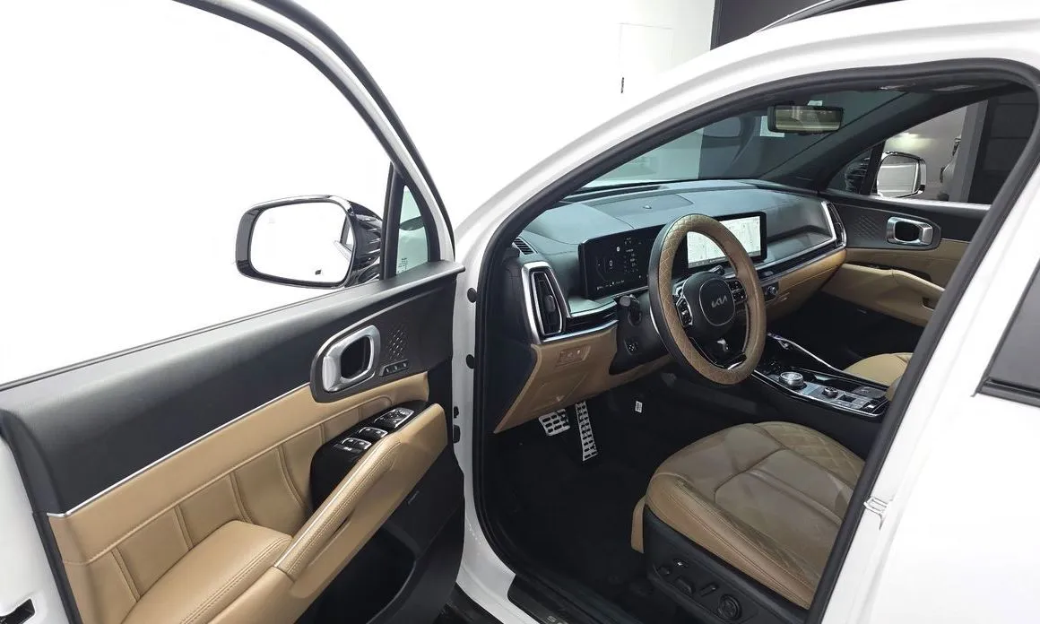 Kia Sorento — фото 9
