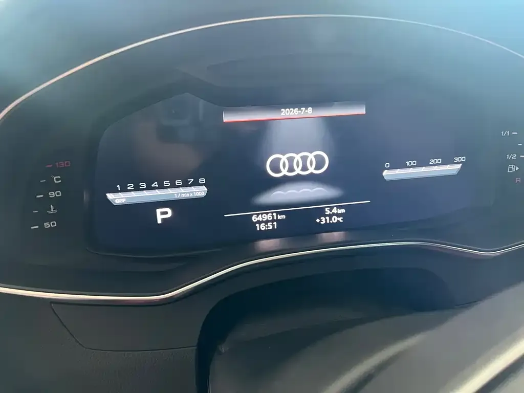 Audi A7L — фото 2