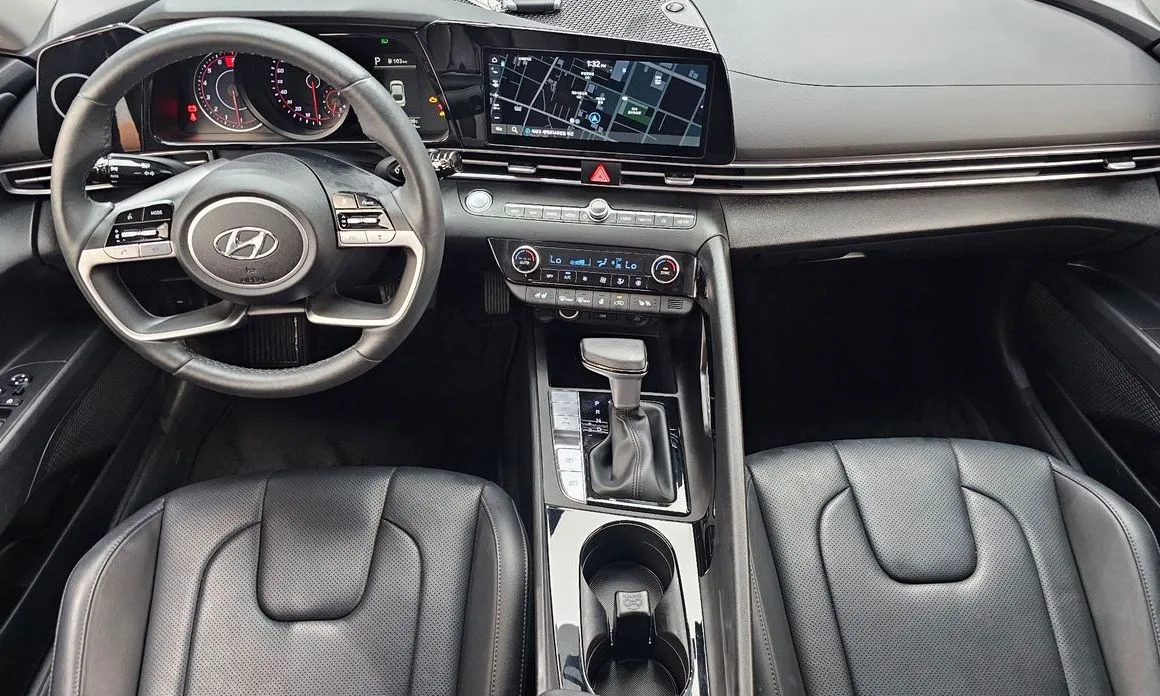 Hyundai AVANTE — фото 7