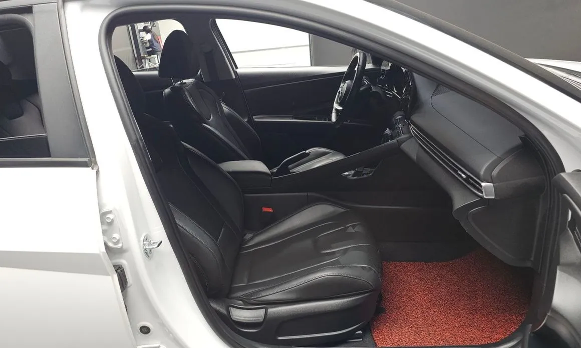 Hyundai AVANTE 2023 из KR, фото 9