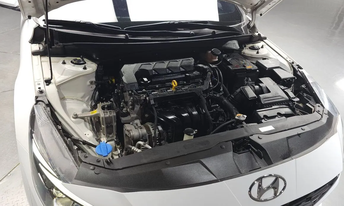 Hyundai AVANTE 2023 из KR, фото 10