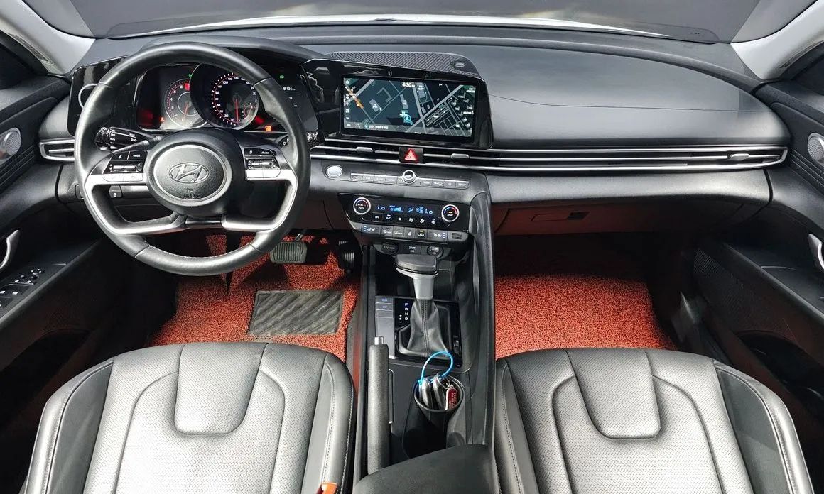Hyundai AVANTE 2023 из KR, фото 8
