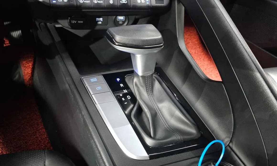 Hyundai AVANTE 2023 из KR, фото 7
