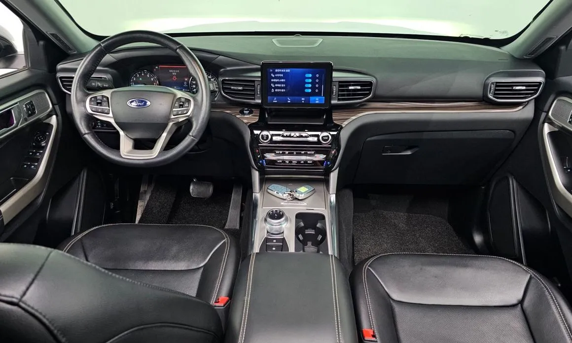 Ford Explorer 2023 из KR, фото 8