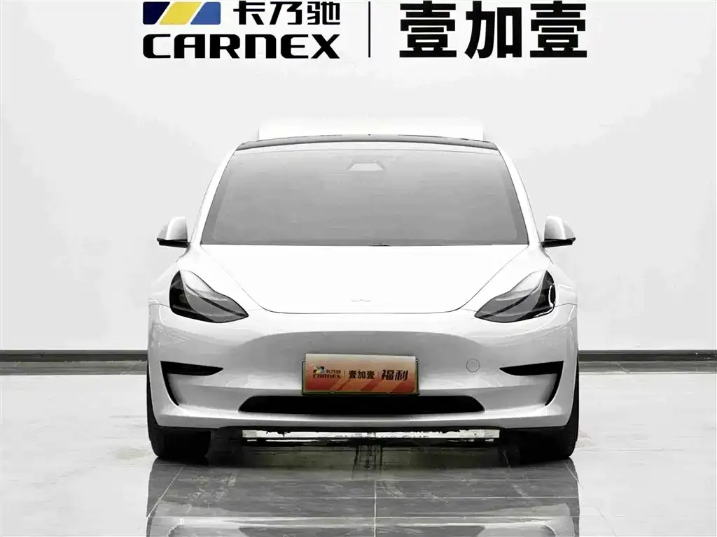 Tesla Model 3 — фото 4