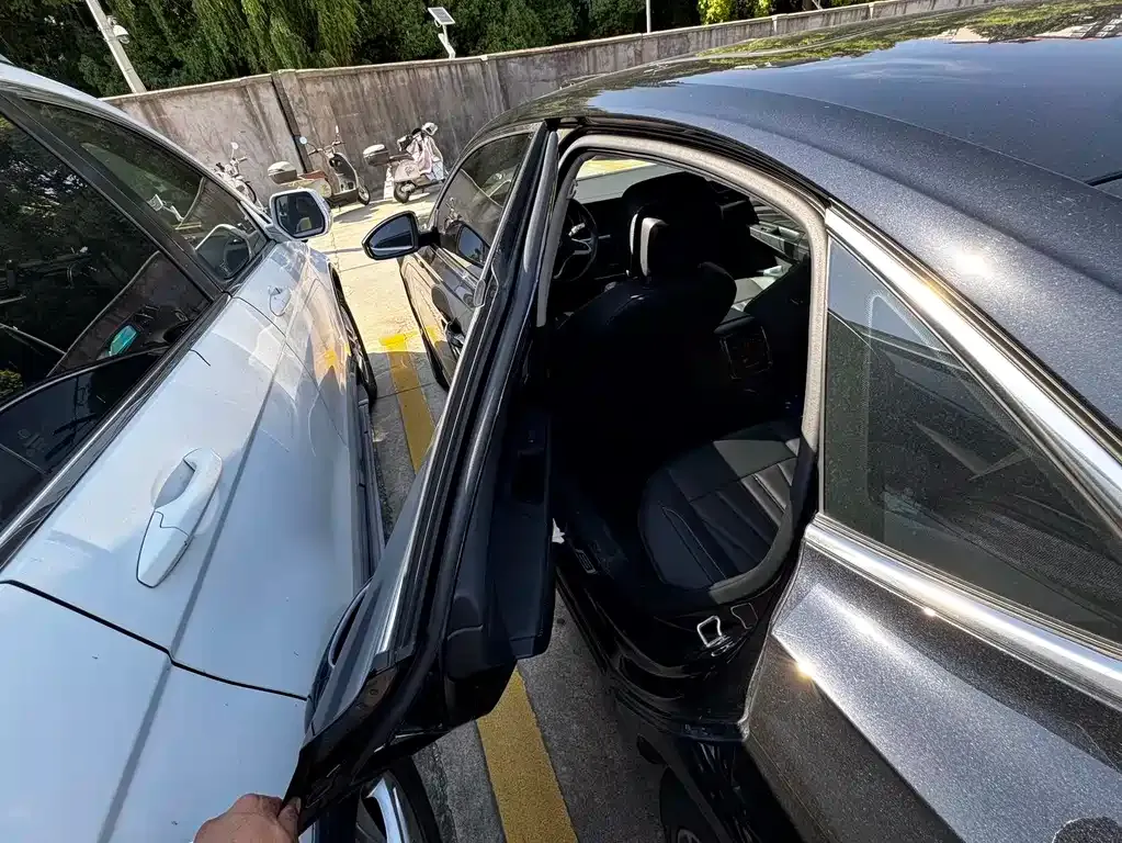 Volkswagen Passat — фото 7