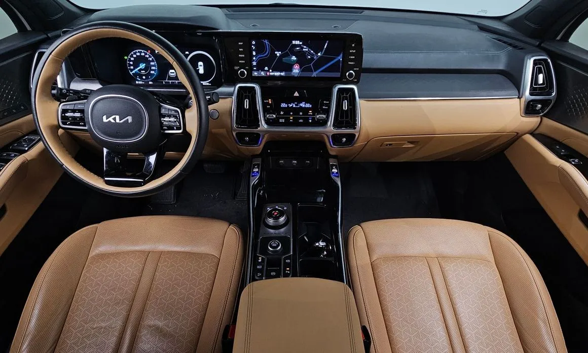 Kia Sorento — фото 9