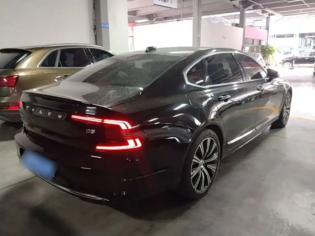 Volvo S90 — фото 2
