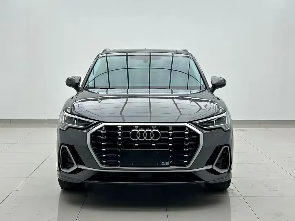 Audi Q3 — фото 4