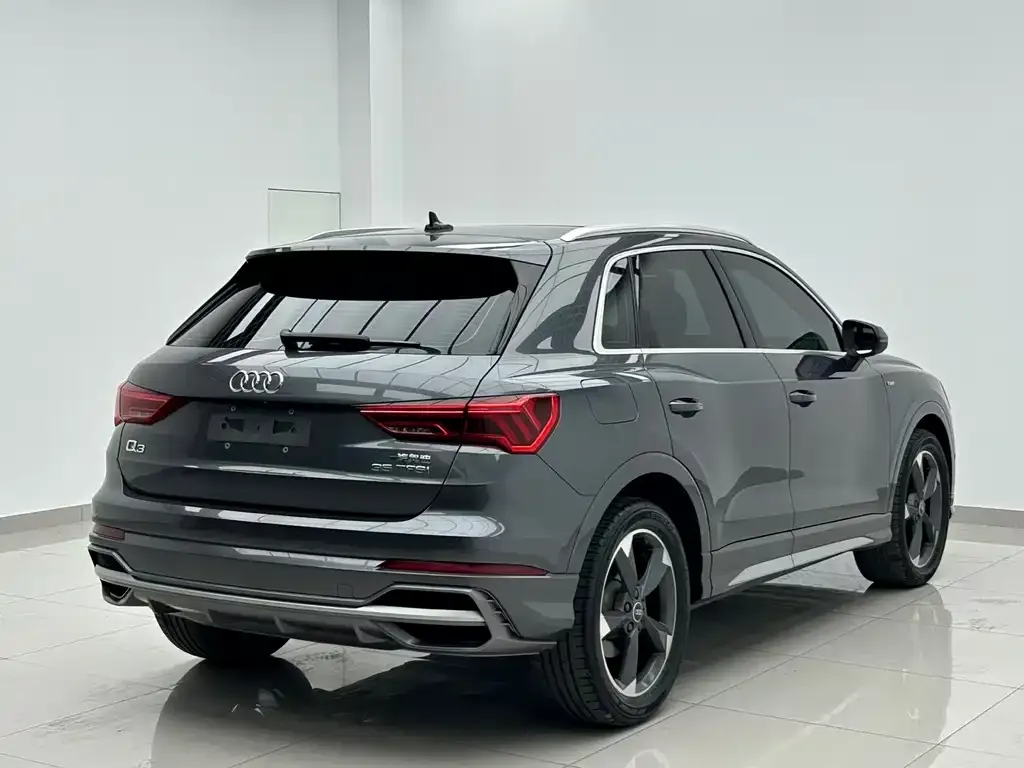Audi Q3 — фото 3